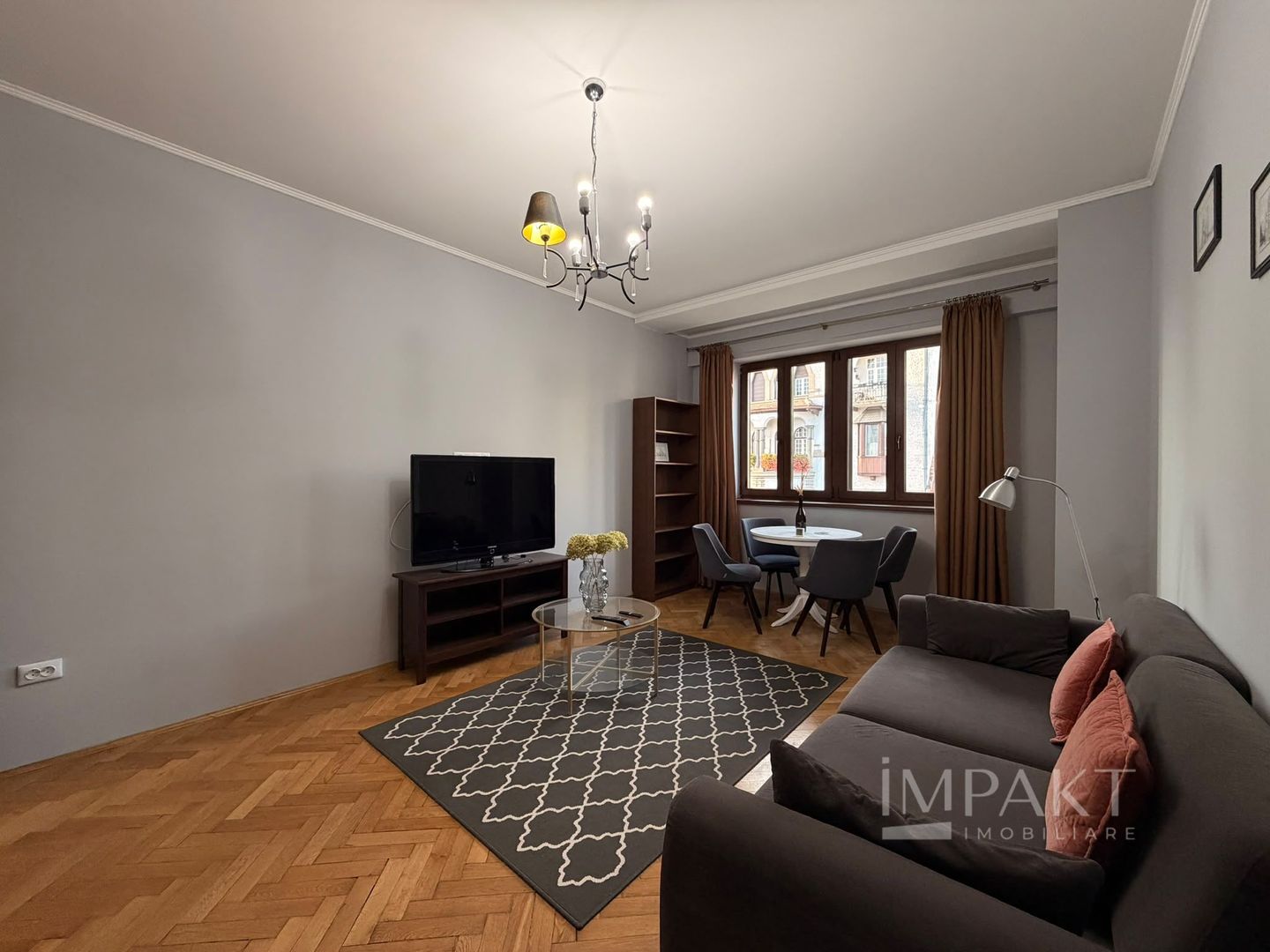 Apartament 3 camere, LUX, ultracentral - Poză 3