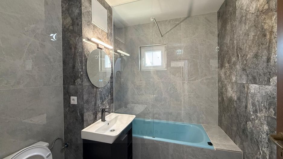 Apartament 4 camere 2 bai 2 balcoane decomandat Etaj 2/4  Valea Aurie - Poză 10