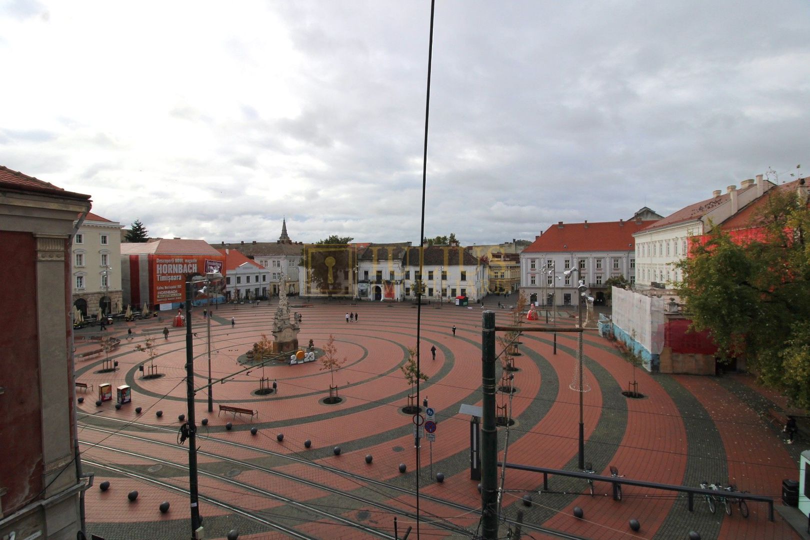 Piata Libertatii, 3 camere, centrala proprie. centrul istoric - Poză 1