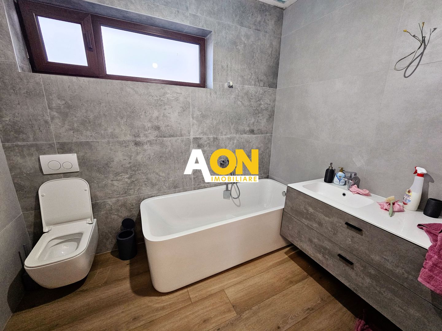 Casa nouă, mobilată, utilată, 4 camere, 393 mp teren, Bărăbanț - Poză 10