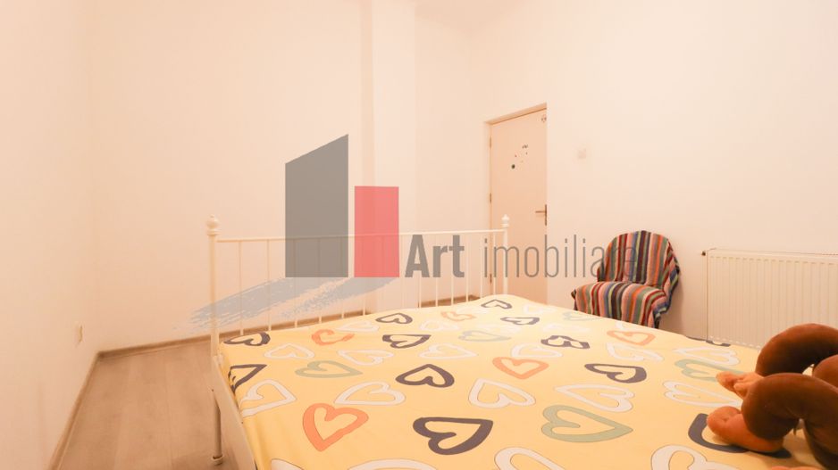 Apartamentul "REHEGUA" , stradal, bloc "REABILITAT" - Poză 9