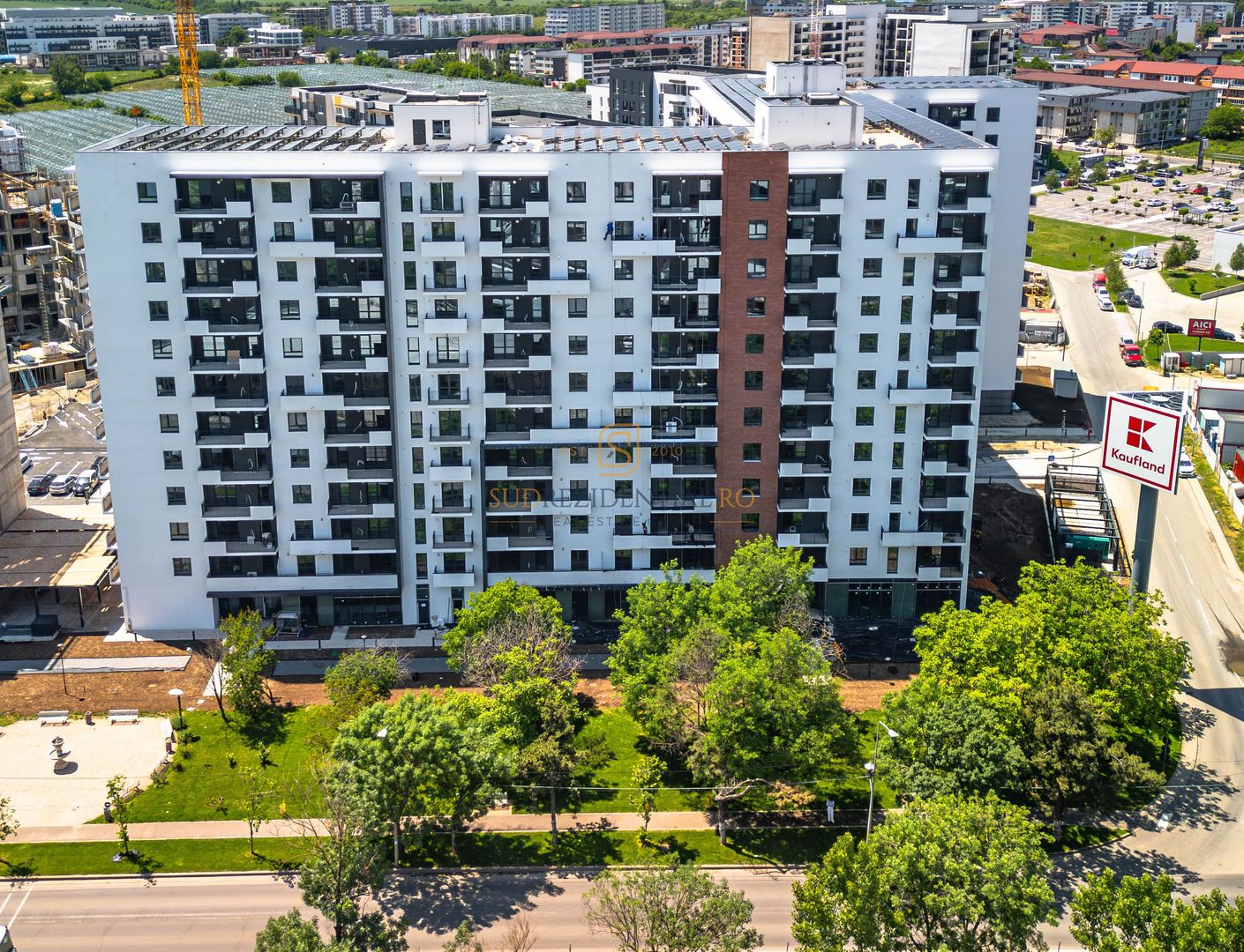 De închiriat 2 camere, Vienna Parkside, Mobilat + Parcare - Poză 14