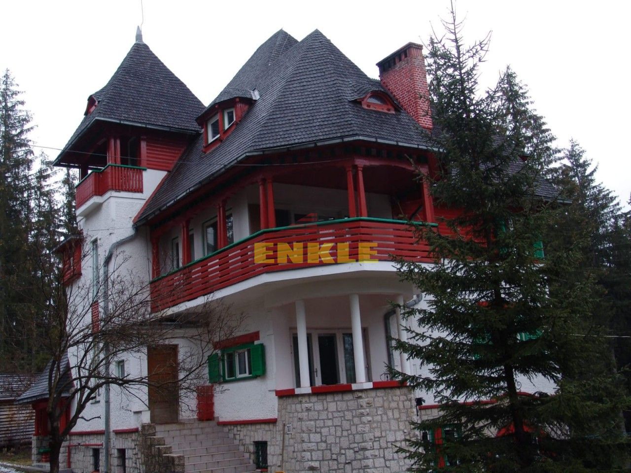 Pensiune in Predeal,  S+P+E, in suprafata de 460 mp, pret de 3900000 euro - Poză 5