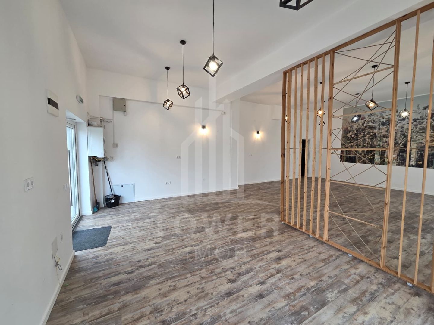 Spațiu de birou cu terasa de 80 mp de vânzare în Șelimbăr . - Poză 6