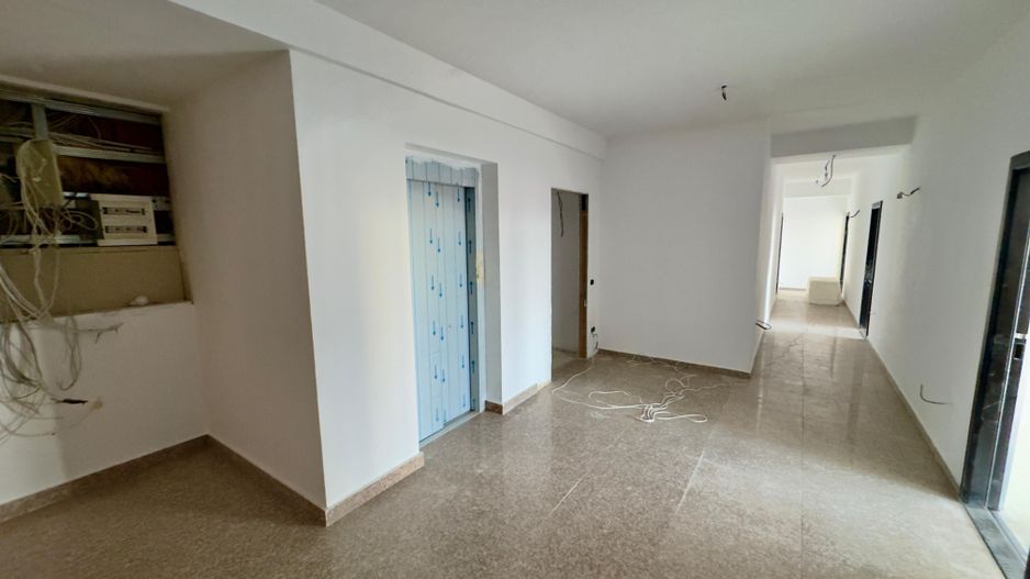 Constructie D+P+3E | Lift | 2 intrari | Parcare Sub | Domenii | Ideal Investitie - Poză 31
