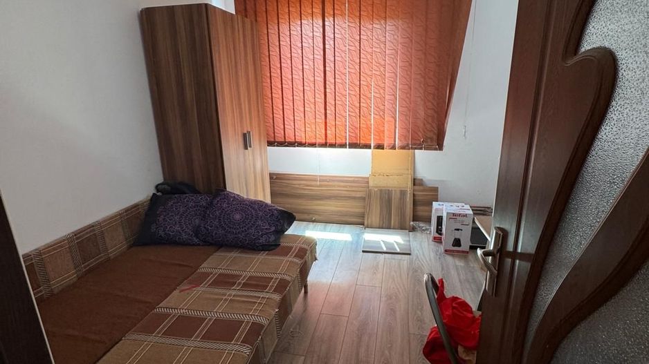 vand apartament 3 camere, zona Splai Mihai Viteazul, et 3, incalzire p - Poză 3