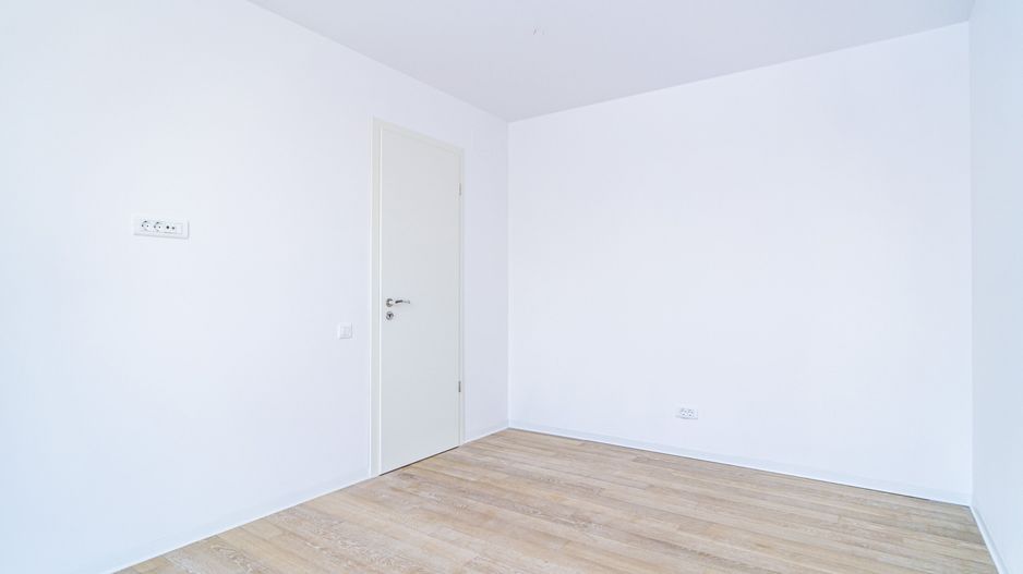 Strada Ghidigeni,  Raul Doamnei, 2 camere, etaj 2, bloc nou, DOAR PLATA CASH - Poză 10
