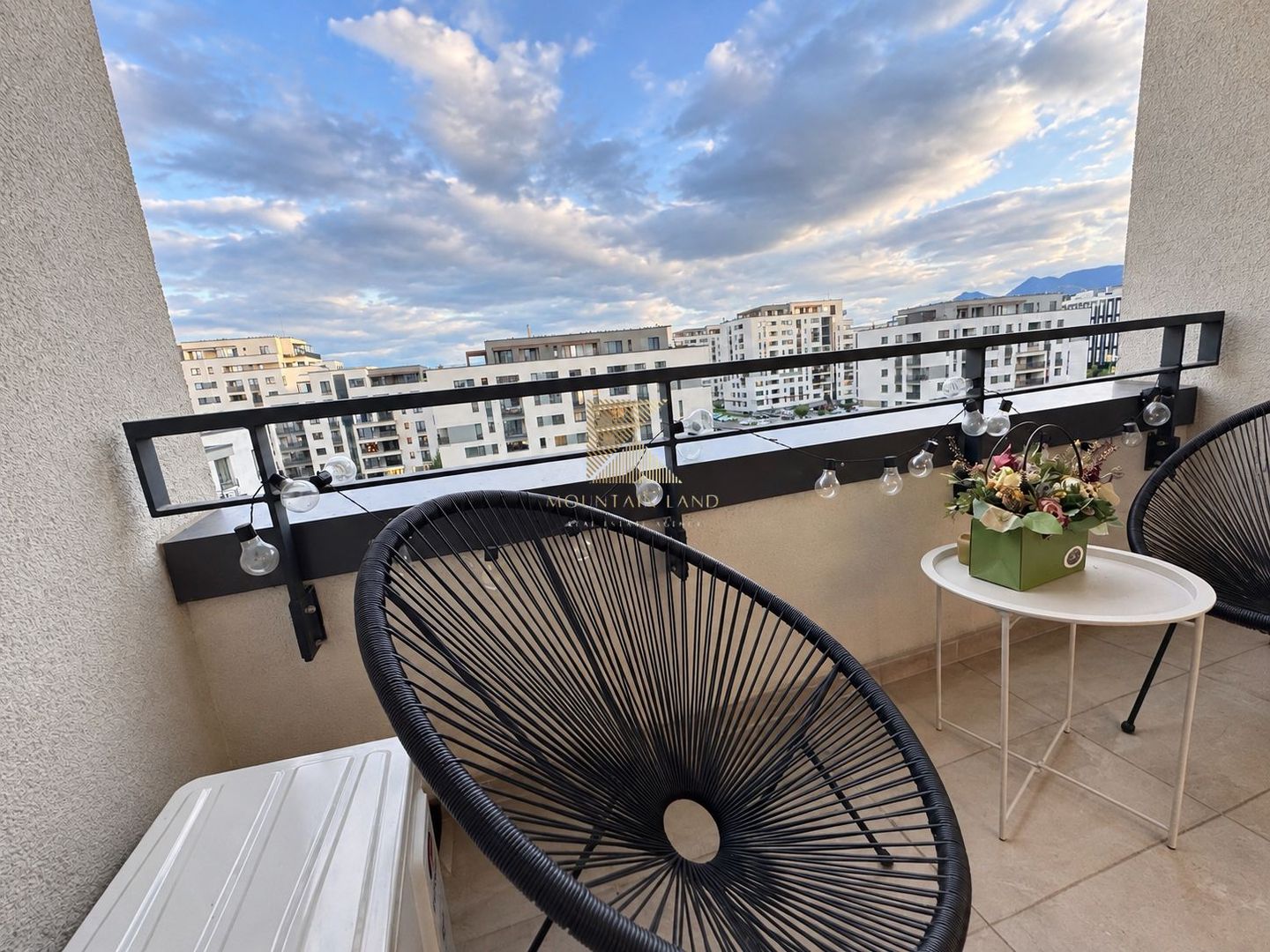 Apartament premium cu 2 camere, decomandat, etaj 5, Kasper Coresi Mall - Poză 15