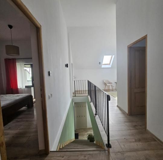 Casă cu 5 camere de închiriat Corbeanca - Poză 8