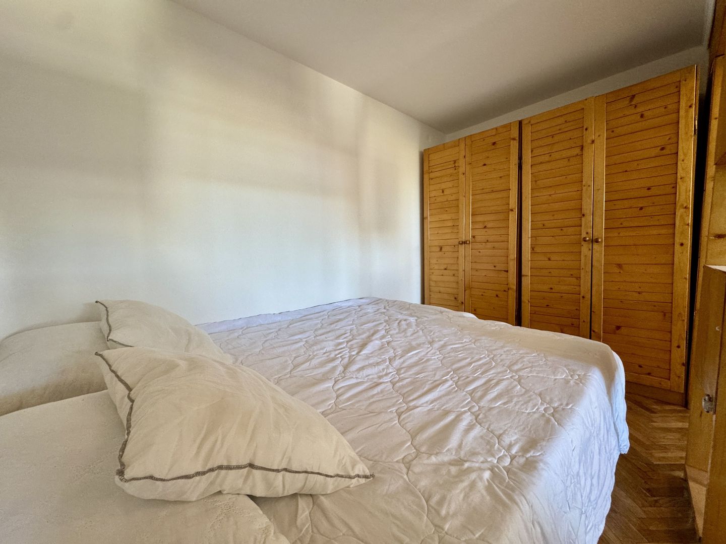 STUDIO PRIMA INCHITRIERE | DECOMANDATA | PIATA MIHAIL KOGALNICEANU - Poză 5