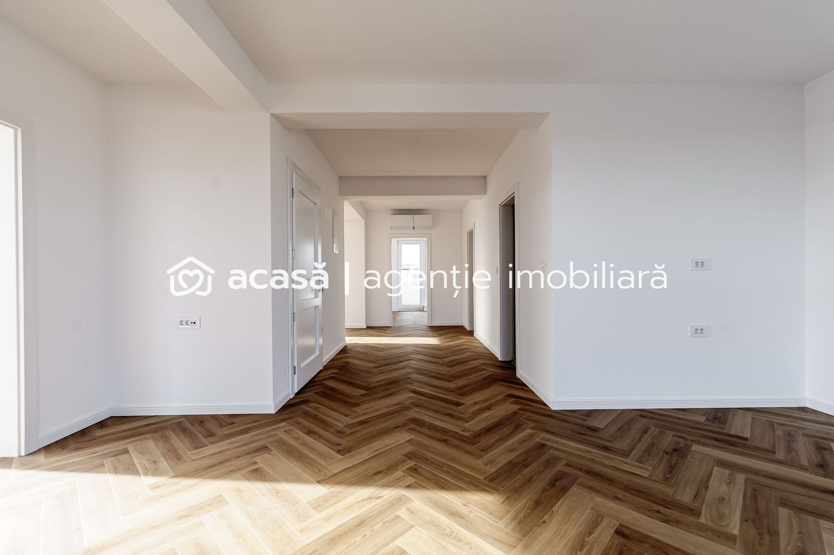 Clădire nouă P+2 cu showroom și birouri în Arad - Poză 6