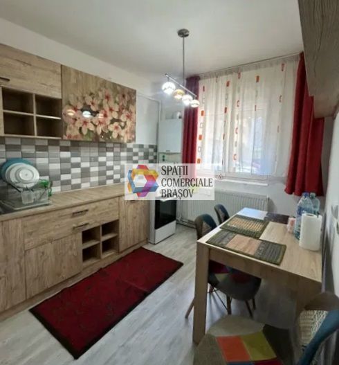 Apartament 4 camere de vânzare - zona Florilor/Craiter - 80 mp - plus-imo.ro - Poză 1