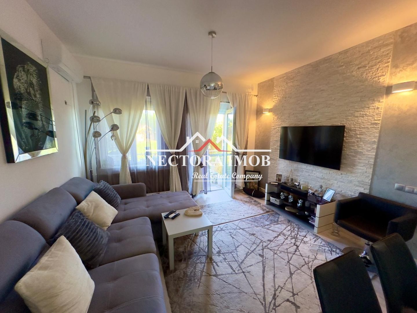 NECTORA IMOB-Apartament 2 camere,Mobilat/Utilat, 46 mp+terasa,Parcare - Poză 1