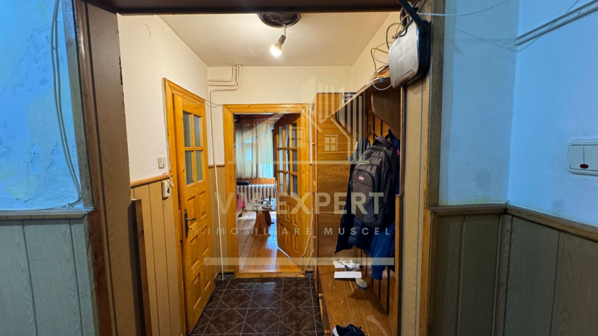 APARTAMENT 3 CAMERE DECOMANDAT PARTER VIȘOI CAMPULUNG - Poză 4