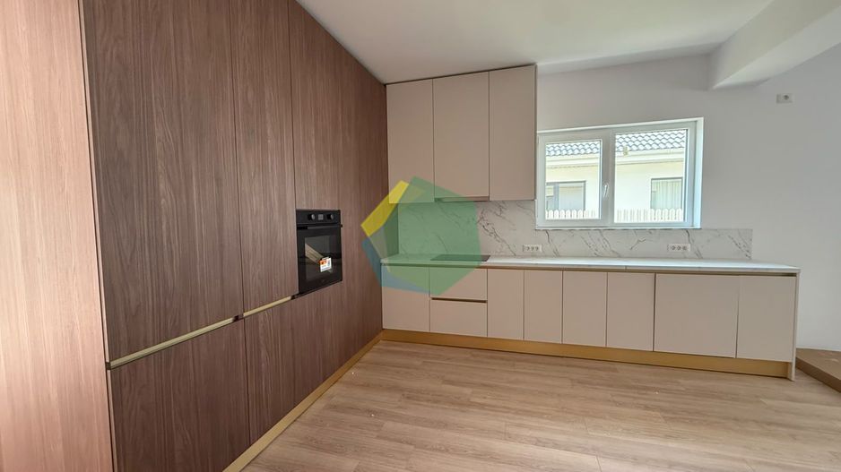 Casă Elegantă cu Curte Privată | 4 Camere | Prima Inchirere | Tunari - Poză 8