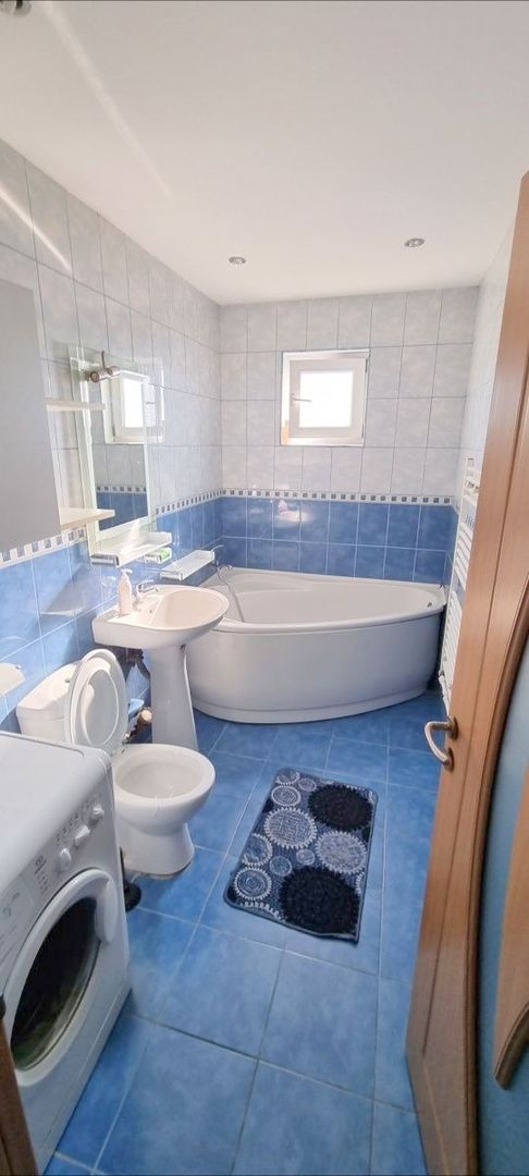 Apartament cu 3 camere la mansarda-65.000 euro - Poză 11