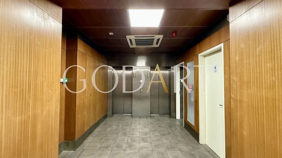 Spațiu de Birouri Premium | Etaj Integral | 455 mp - Poză 20