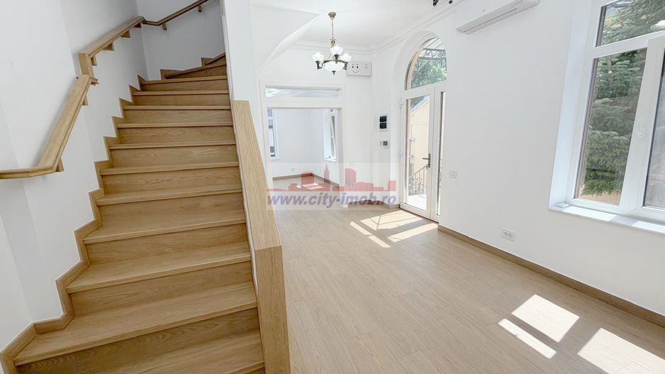 Inchiriere casa 5 camere,  Piața Victoriei,  Renovata 2025 - Poză 12