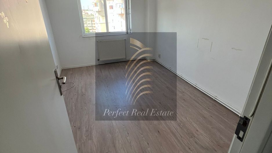 Apartament 3 camere decomandat de închiriat – Piața Tomis - Poză 3