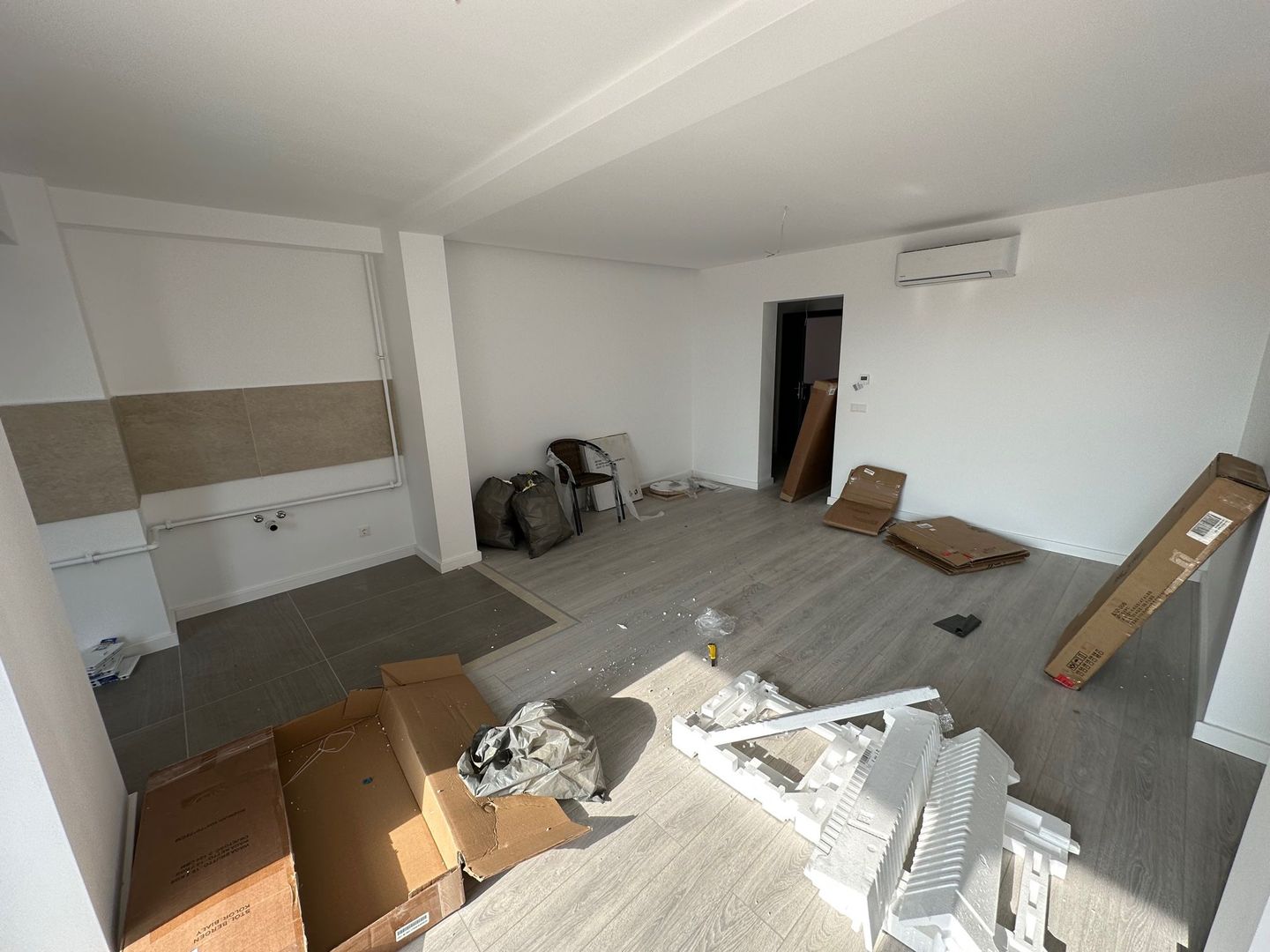 Apartament 3 camere la prima inchiriere - Poză 6
