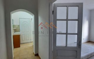 Garsoniera, zona centrala, 40 mp, recent renovata, Campina, Prahova - Poză 5