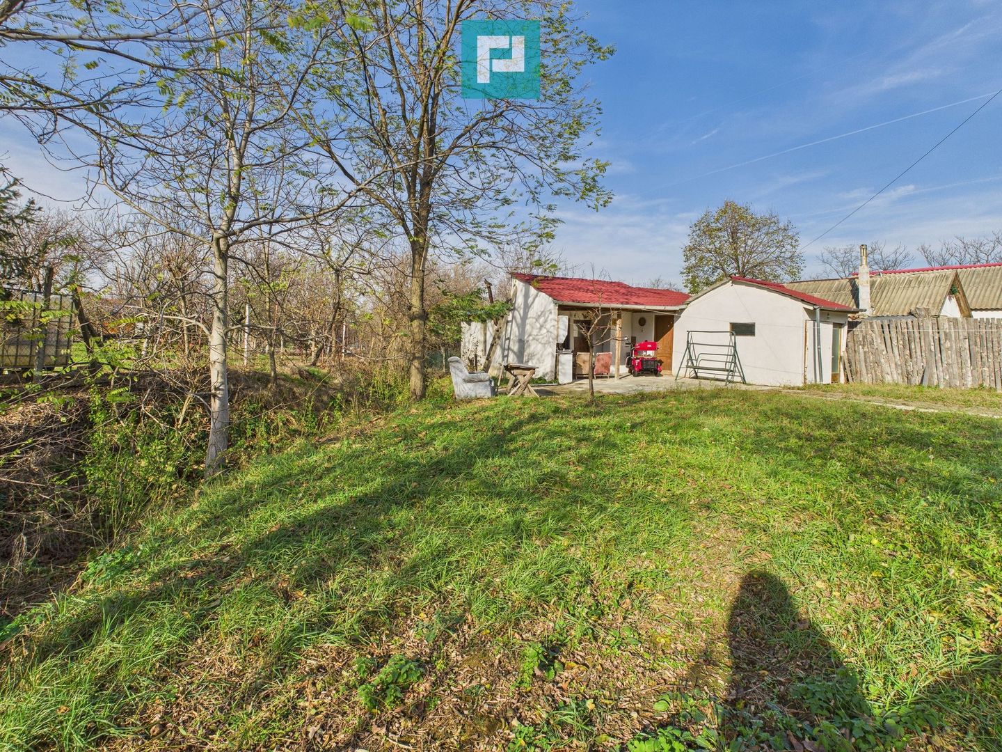 Casuță cu priveliște panoramică spre Cetatea Șiria - Poză 23