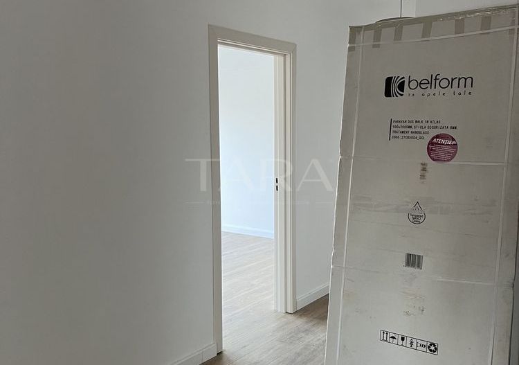 Apartament Spațios cu 3 Dormitoare și Terasă în Zona Dâmbul Rotund - Poză 2