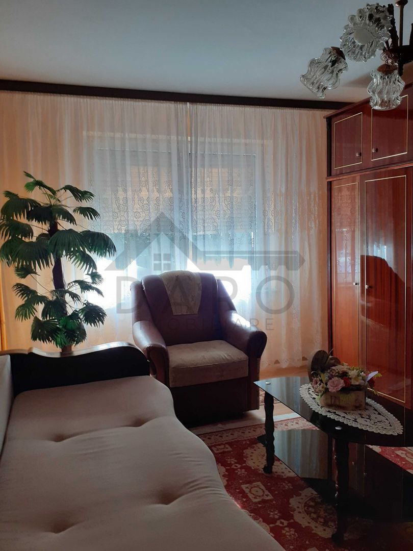 Apartament cu 3 camere de vanzare - Poză 7