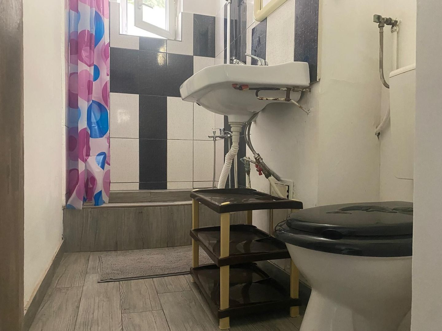 Etajul 3! Inchiriere apartament cu 2 camere in Targoviste - micro 11 - Poză 12
