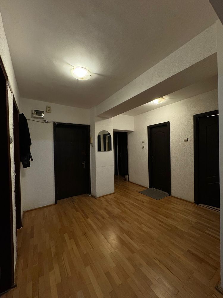 Apartament spațios 3 camere, mobilat complet, 2 bai, 3 balcoane, Bld. Unirii - Poză 4