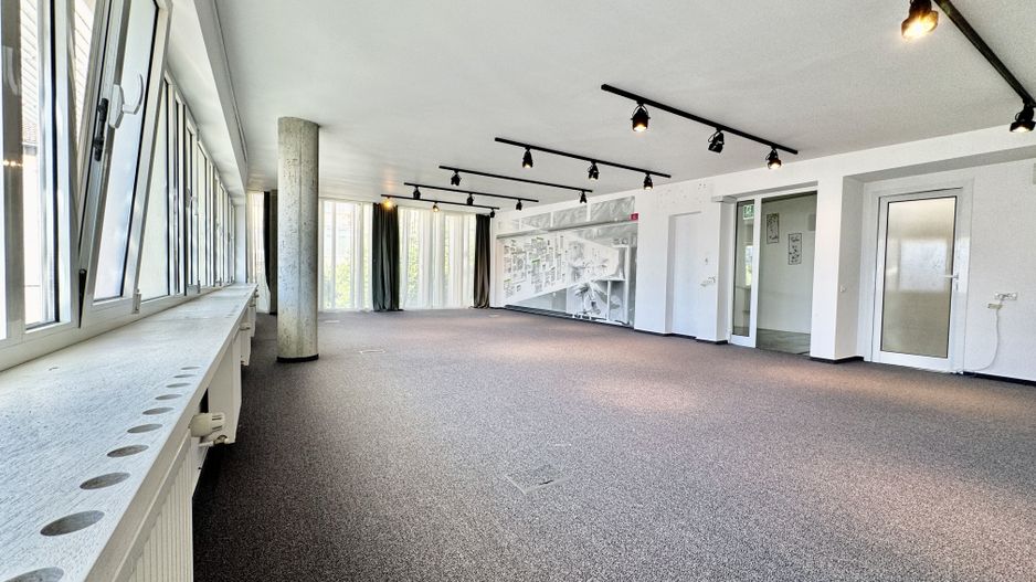 Clădire de birouri în zona Centrală - Poză 29