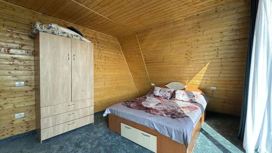 Speciala! Vanzare casa tip A-frame - Priseaca - Poză 19