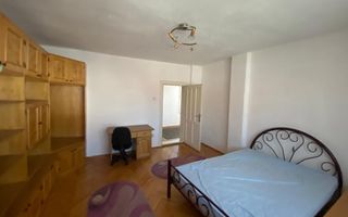 Casa S+P+2E - (posibilitate apartamentare) zona central - Poză 15