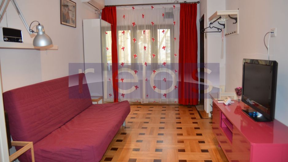 Studio | CAPITALE - Poză 2