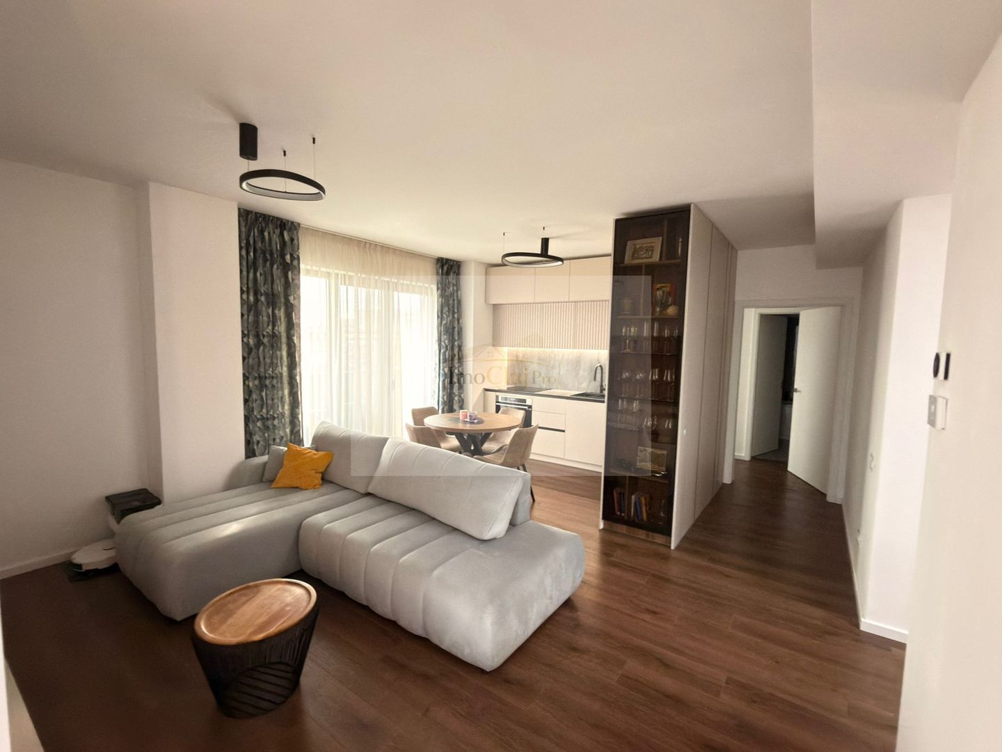 Locuinta ideala pentru familie apartament 4 camere zona Semicentrala - Poză 3