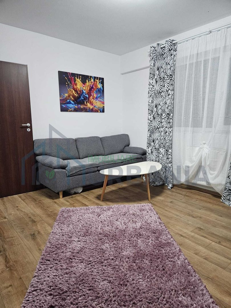 Inchiriez apartament 2 camere - Poză 1