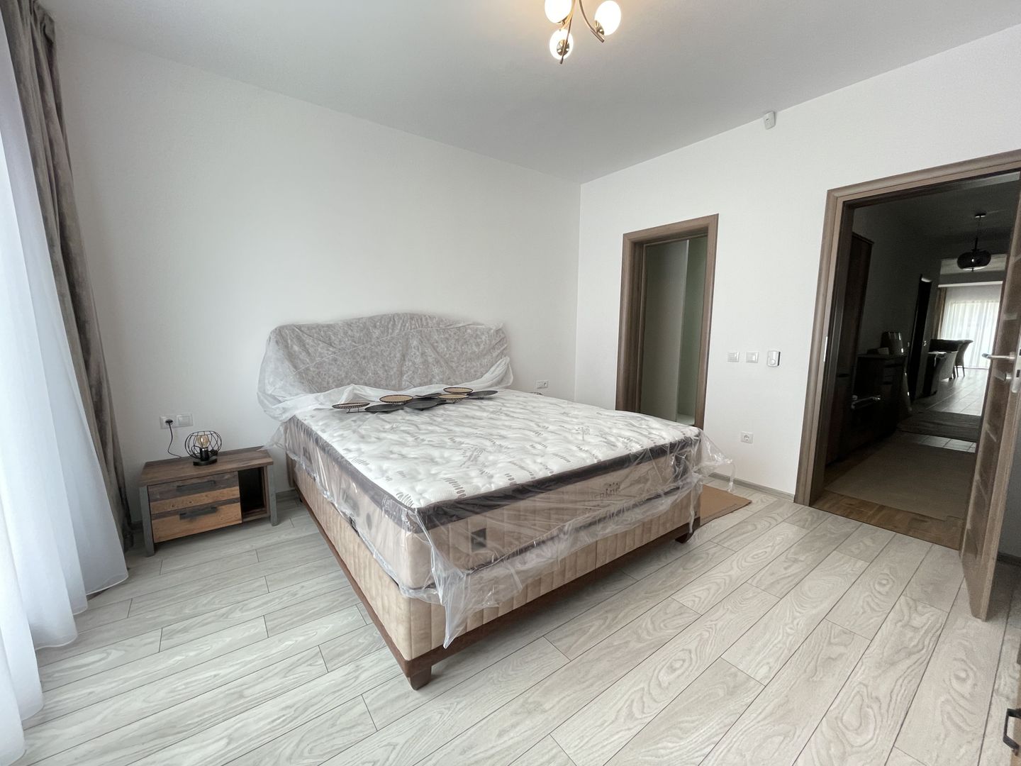 CASA PE PARTER IN ZONA MEHALA - Poză 10