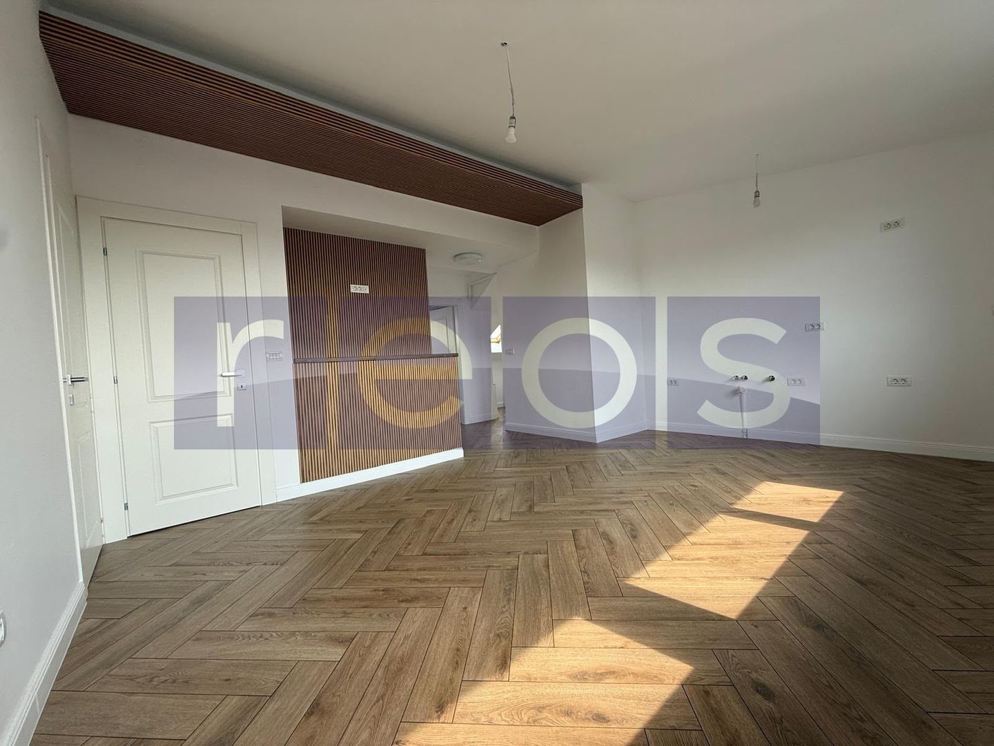 VANZARE APARTAMENT PREMIUM | 2CAMERE | BLOC BOUTIQUE | RENOVAT | 56MP - Poză 1