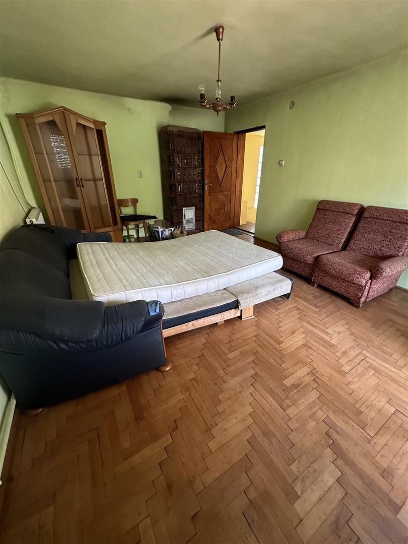 Casa individuala cu teren de 412 Piata Tineretului - Poză 13