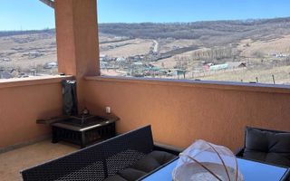 Casă modernă și spațioasă, 6400 mp teren, terase si garaj 389.000 € - Poză 1