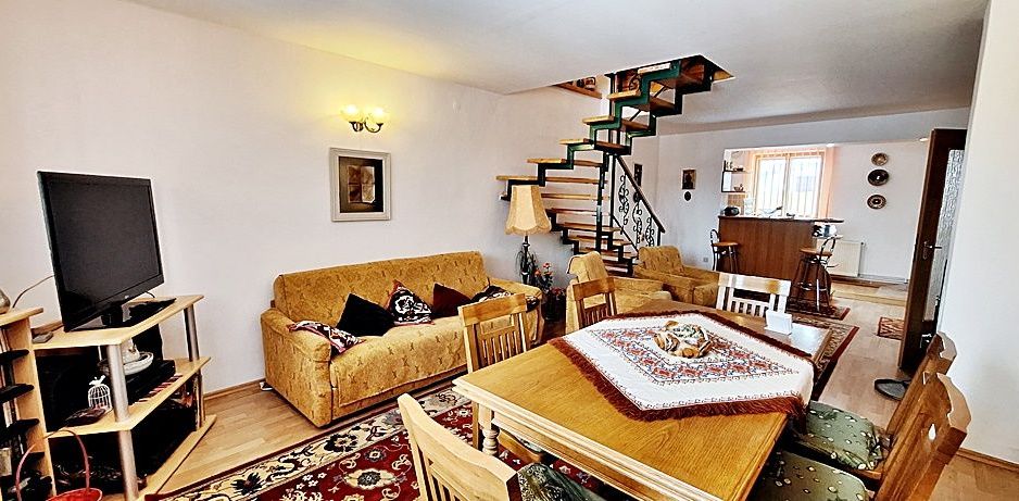 Casa de vacanta/locuit permanent in Podul Olt la 20min de Brasov - Poză 7