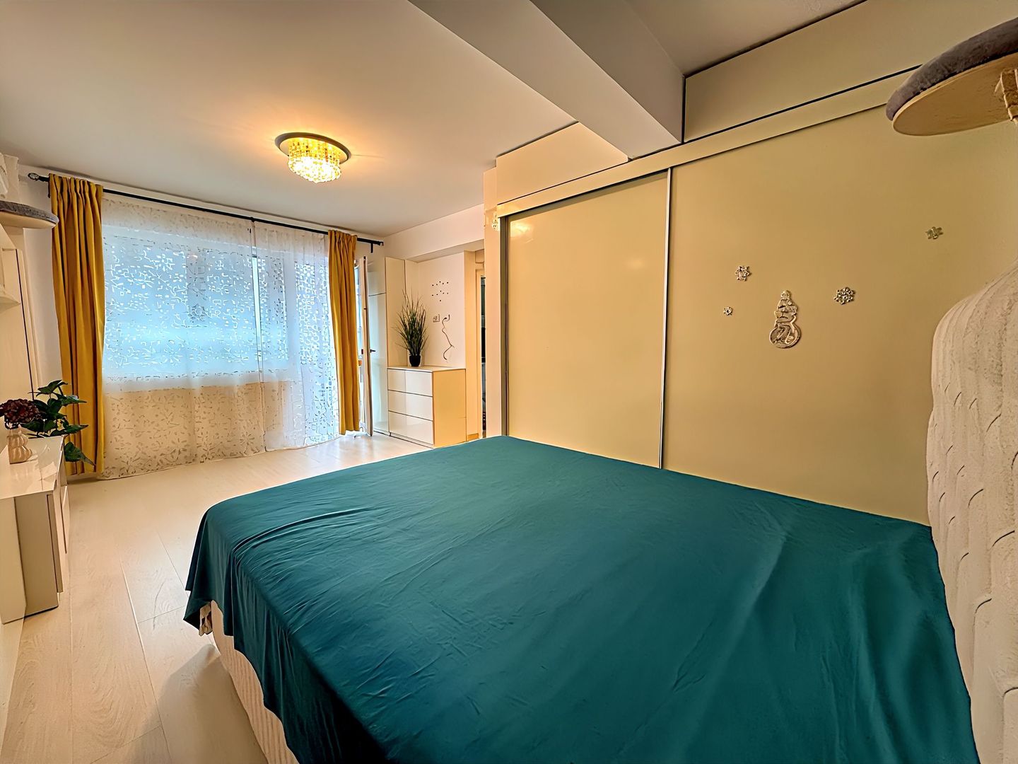 Sector 3 1 Decembrie 1918 garsoniera decomandata 40mp mobilata et 2/3 - Poză 4