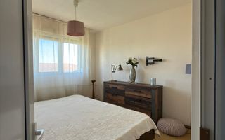 Ap 3 camere, decomandat,etaj 5 – zona Piața Rogerius.Pret 108.000 euro - Poză 5