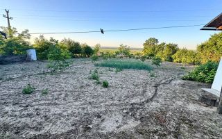 Casă de vânzare în Scoposeni, com. Gorban – 2700 mp teren, 3 construcții, livadă de nuci - Poză 3