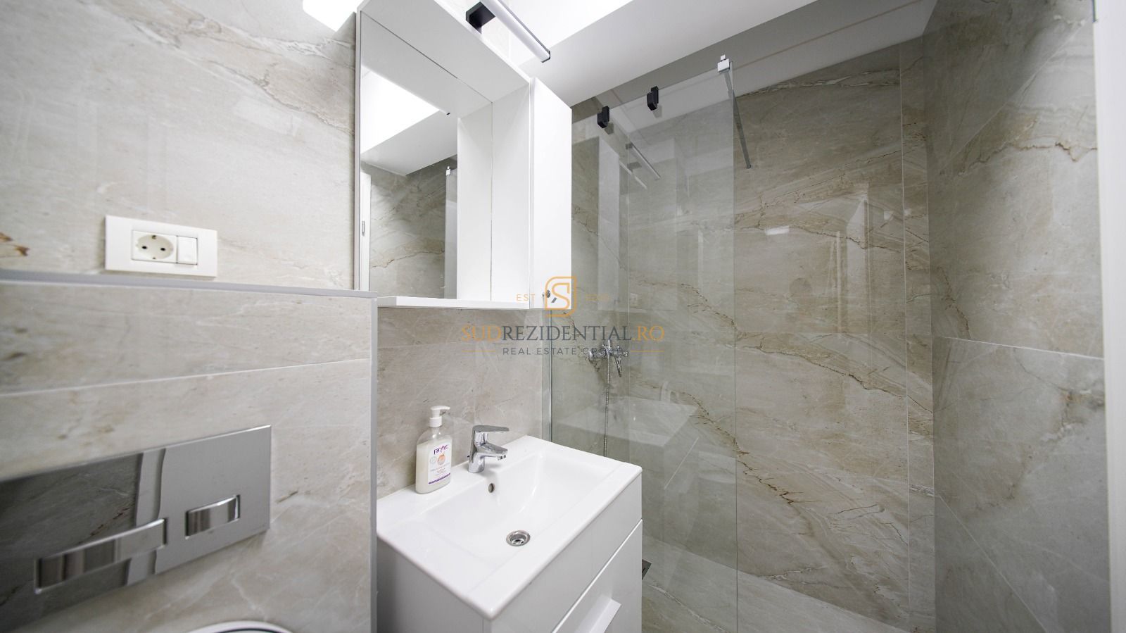 Garsoniera moderna,prima inchiriere - zona Biruintei, metrou Berceni - Poză 7
