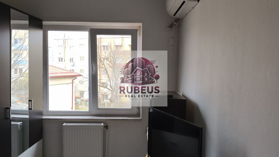 Mic la întreținere, bun la randament: apartament în Orșova - Poză 31