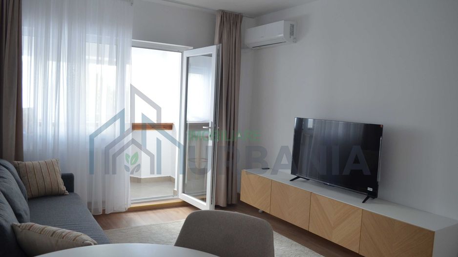 Apartament 3 camere decomandat, 71 mp, Târgu Cucu – Ultracentral, mobilat și utilat complet, mutare imediată - Poză 2