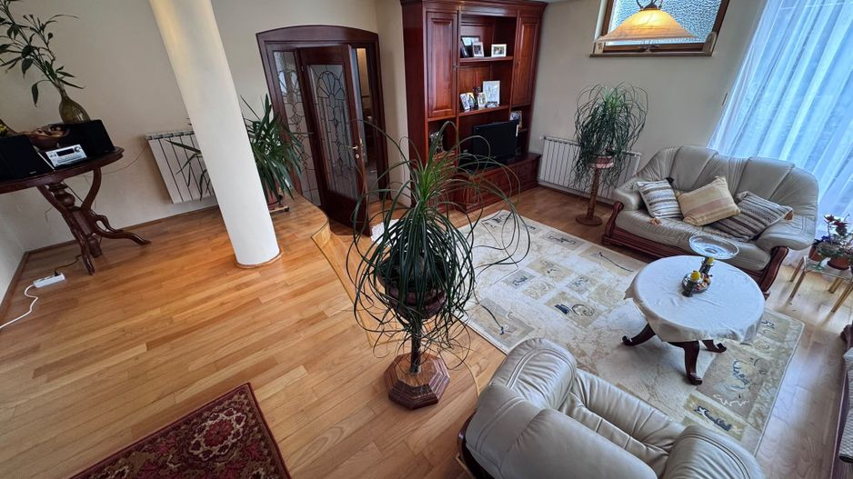 Casa individuala - 7 camere, 278 mp utili - Strand - Poză 30