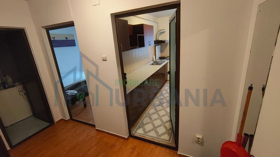 # închiriez apartament foarte convenabil - Poză 7