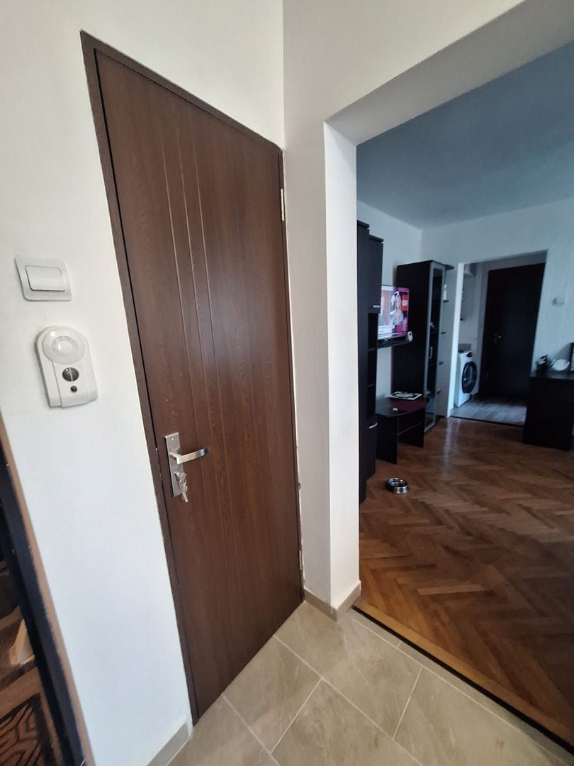 Apartament 2 Camere| Renovat | Gheorgheni |Et Intermediar|CT Proprie| NEGOCIABIL - Poză 4